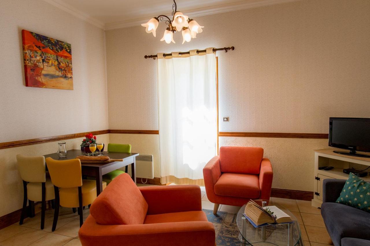 Les Magnolias Holiday Homes Lalinde Bagian luar foto